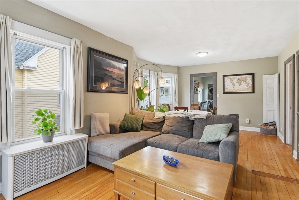 21-23 Parker St