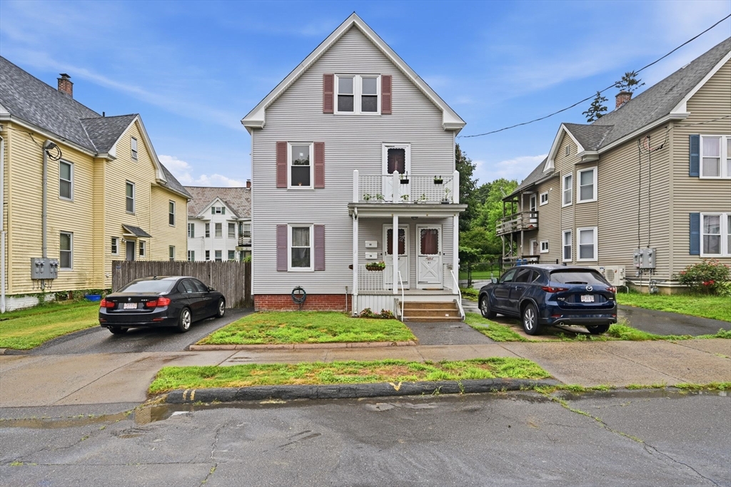 Photo 1 of 40 — 21-23 Parker St, Holyoke, MA 01040