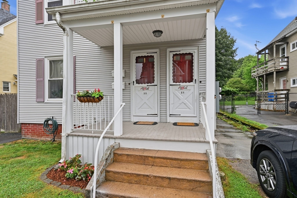 21-23 Parker St