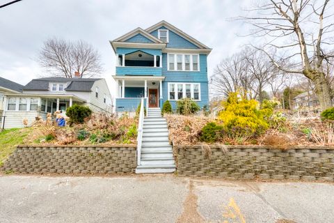 16 Flagg St Worcester MA 01602