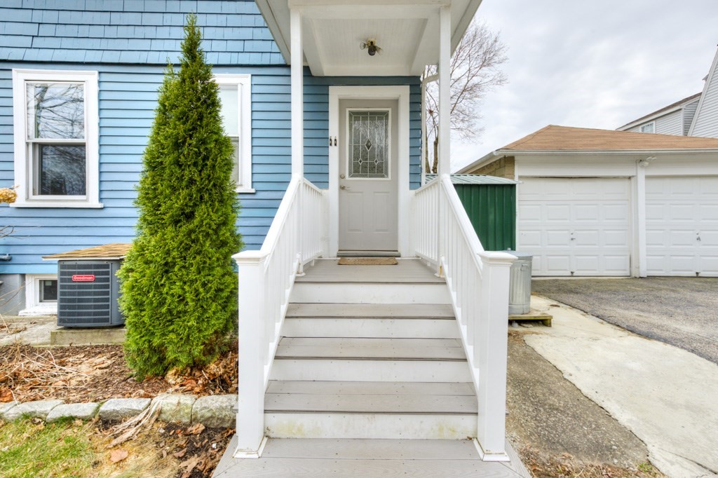 16 Flagg St