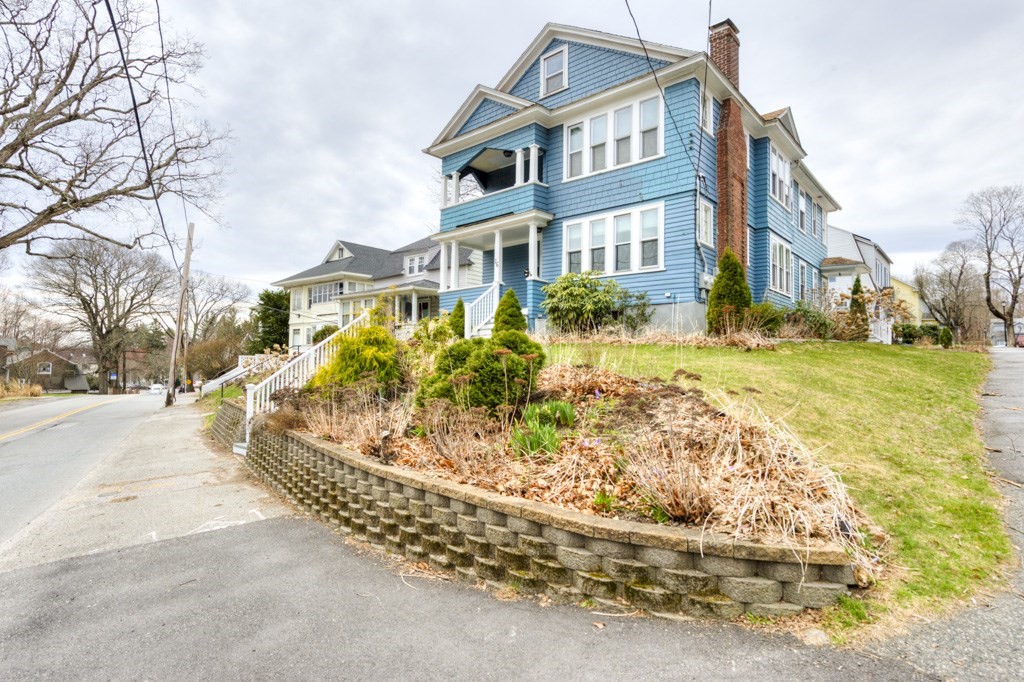 16 Flagg St