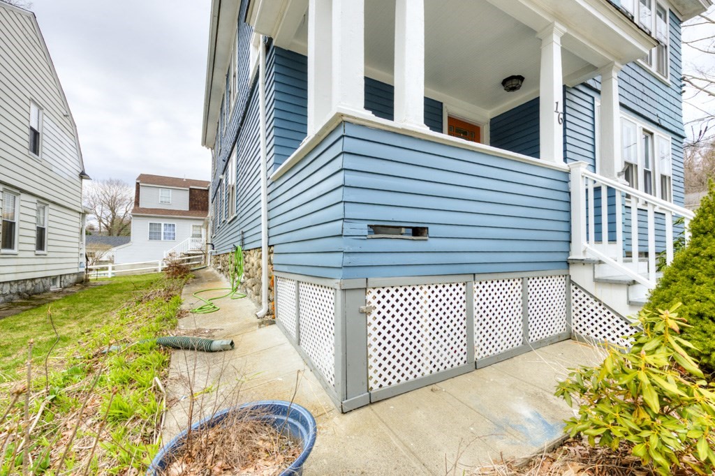16 Flagg St