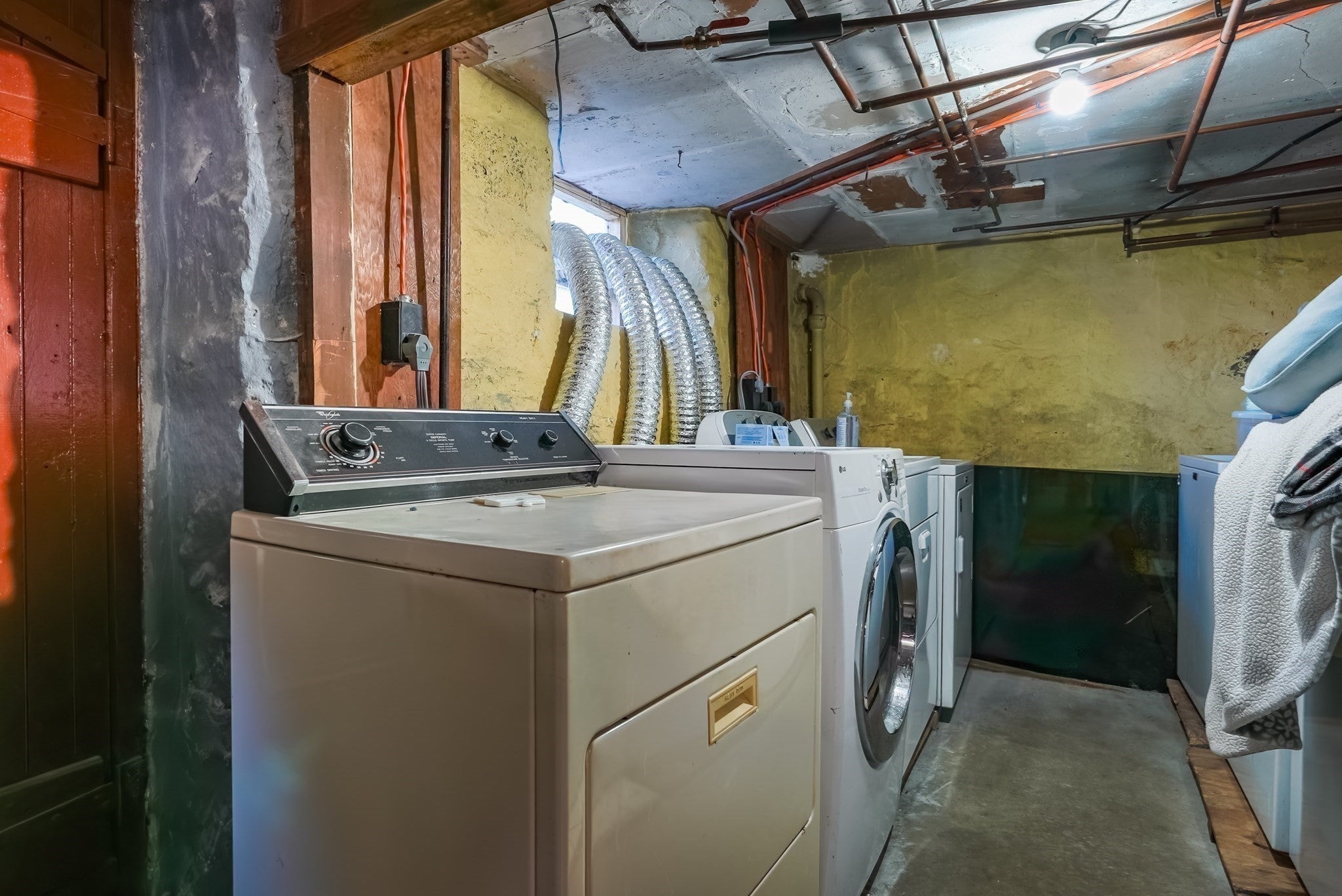463 Montaup St, Fall River, MA, 463 Montaup St, Fall River, MA Photo #40