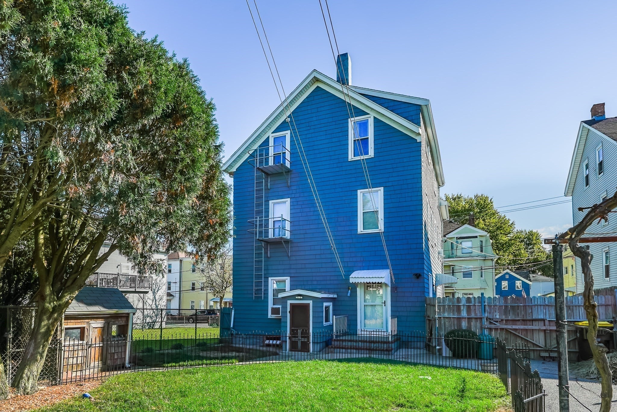 463 Montaup St, Fall River, MA, 463 Montaup St, Fall River, MA Photo #2