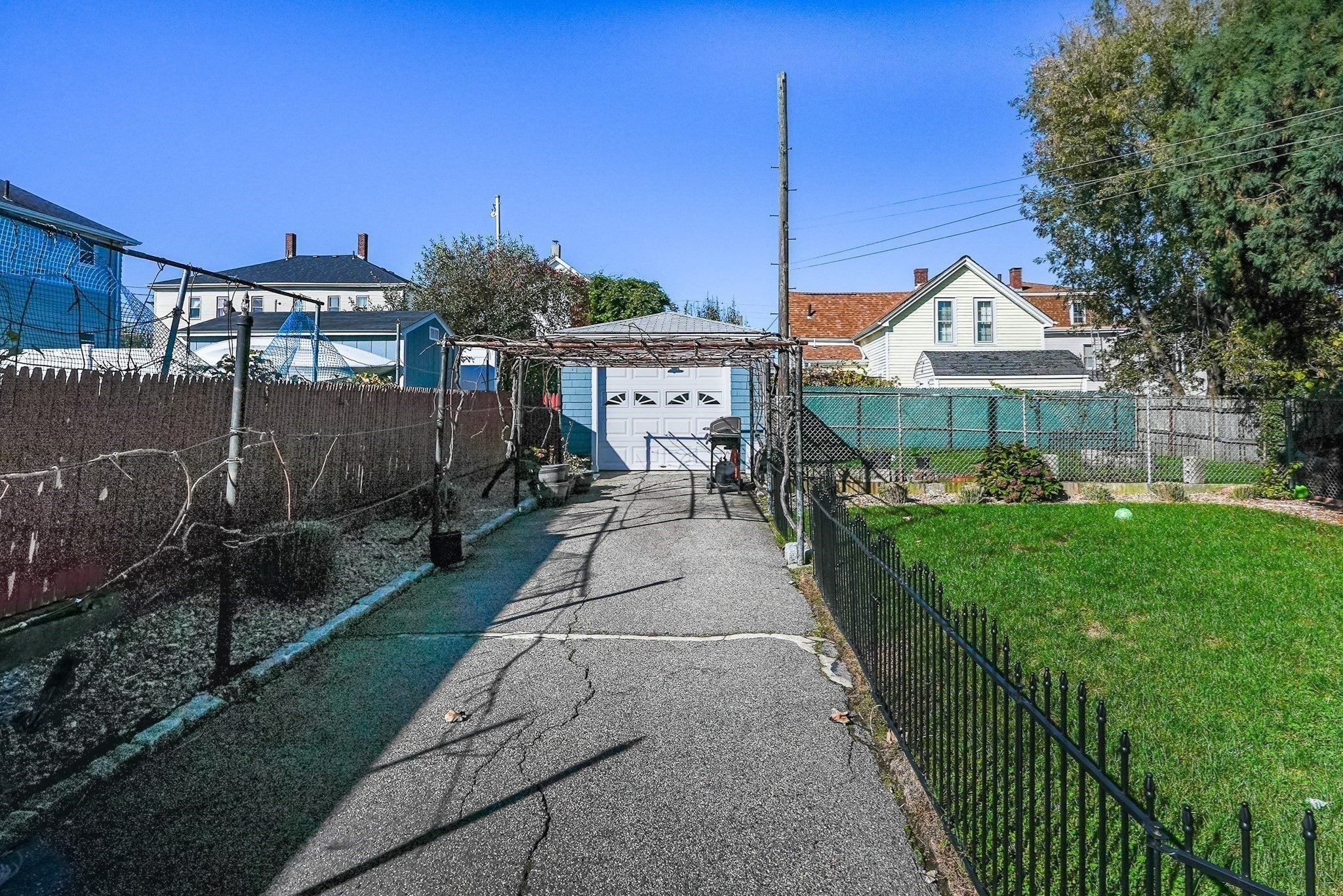 463 Montaup St, Fall River, MA, 463 Montaup St, Fall River, MA Photo #4