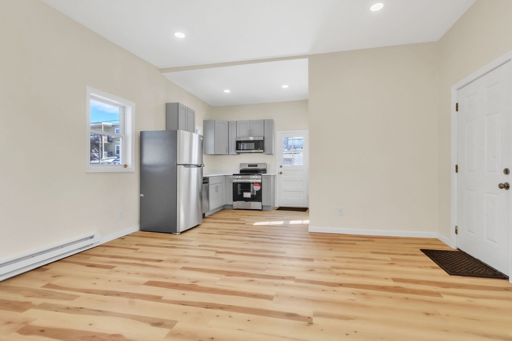 36 Thomas St