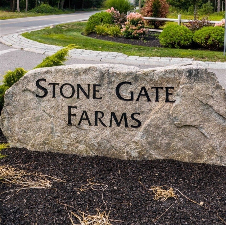 6 Stone Gate Dr