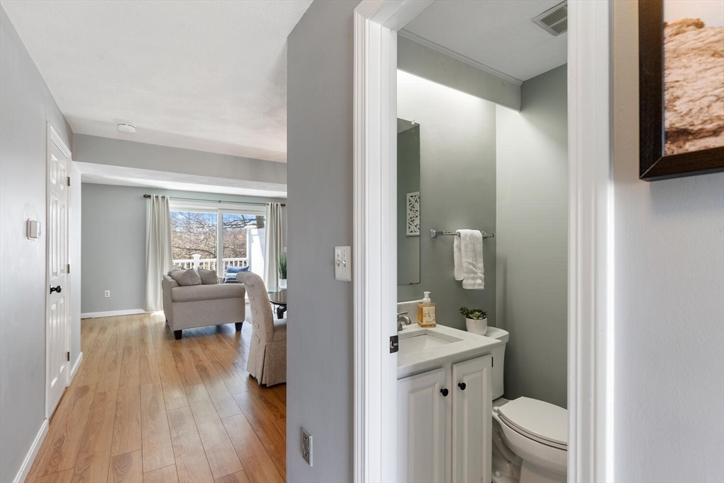 320 Newbury Street 507