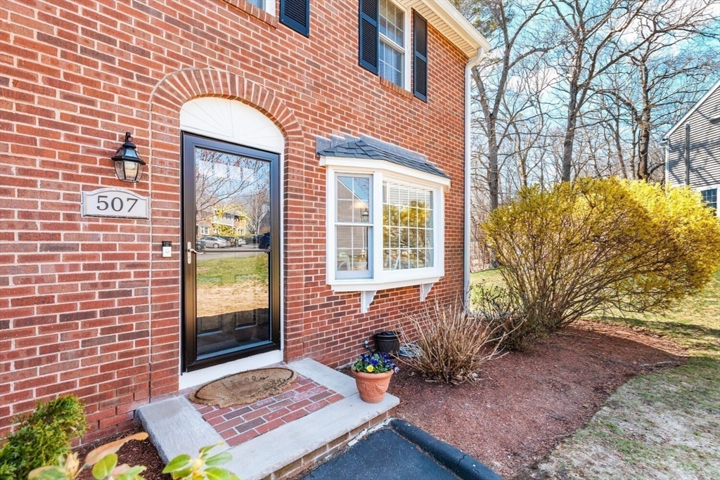 320 Newbury Street 507