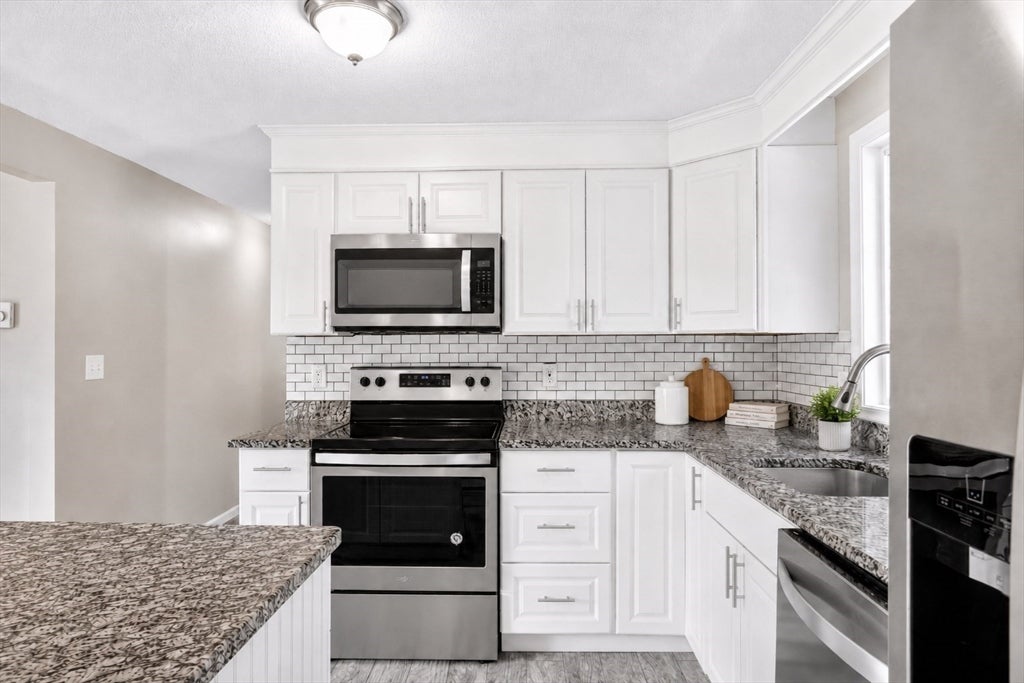 59 Brookside Ave, Webster, MA, 59 Brookside Ave, Webster, MA Photo #6