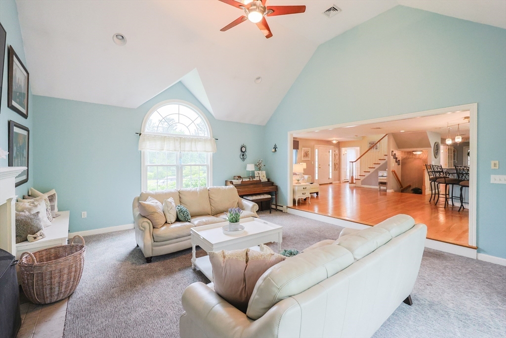 34 Highland Cir