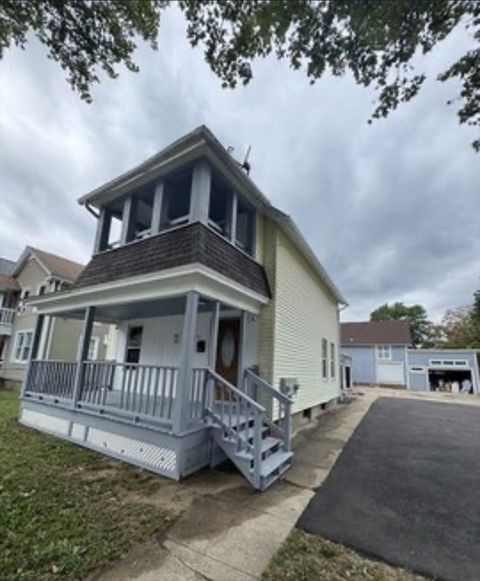 86 Alden St Springfield MA 01109