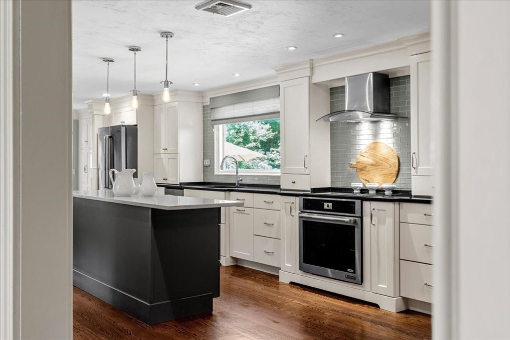 65 Fox Hill Drive, Bridgewater, MA Photo #10