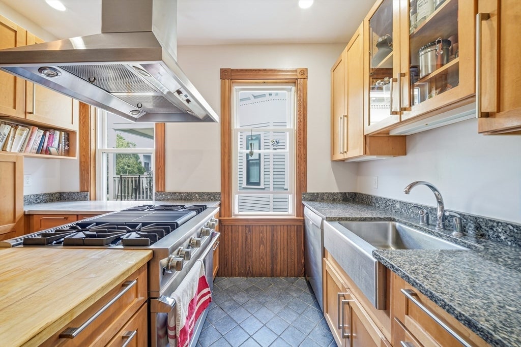 113 Antrim St #3, Cambridge, MA, 113 Antrim St #3, Cambridge, MA Photo #7