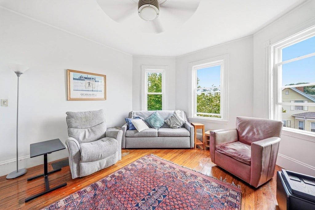 113 Antrim St #3, Cambridge, MA, 113 Antrim St #3, Cambridge, MA Photo #2