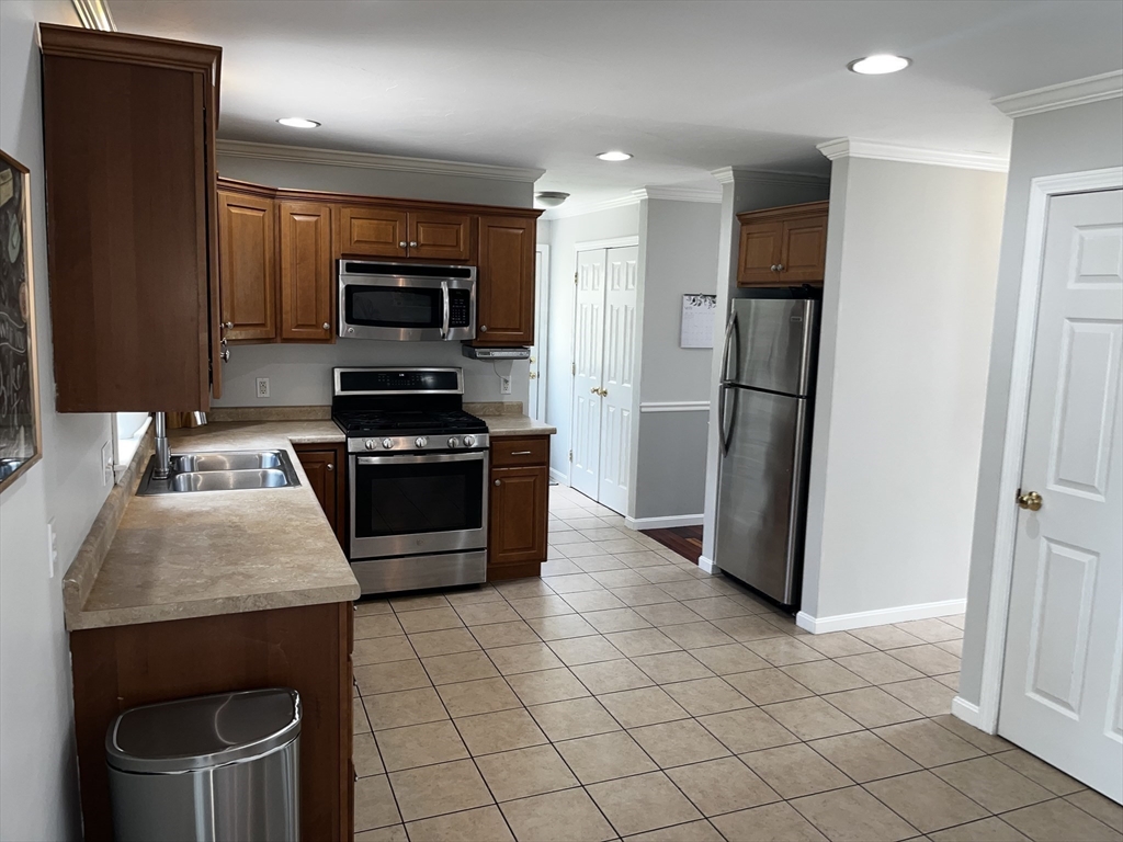 2 Erick Road, Mansfield, MA Photo #13