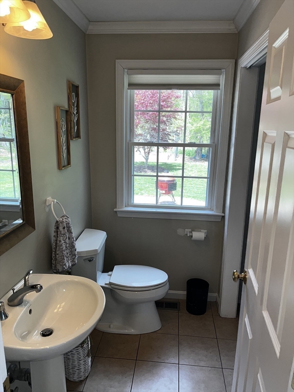 2 Erick Road, Mansfield, MA Photo #18