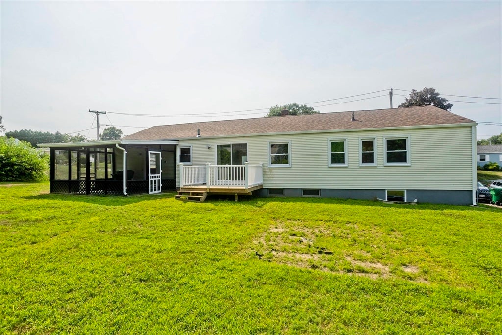 11 Mountainview St