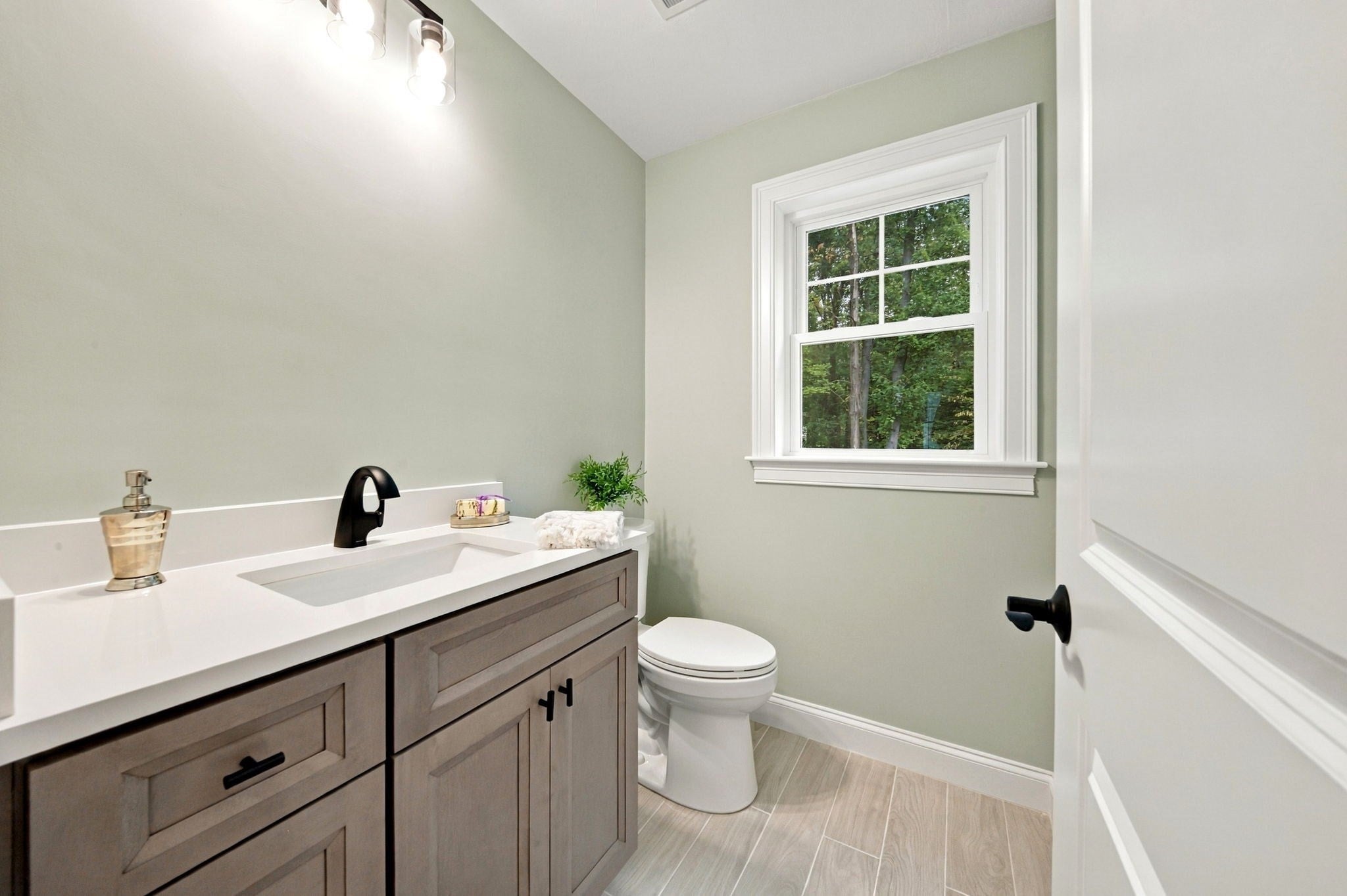 81 Sherrick Ave, Holbrook, MA Photo #23