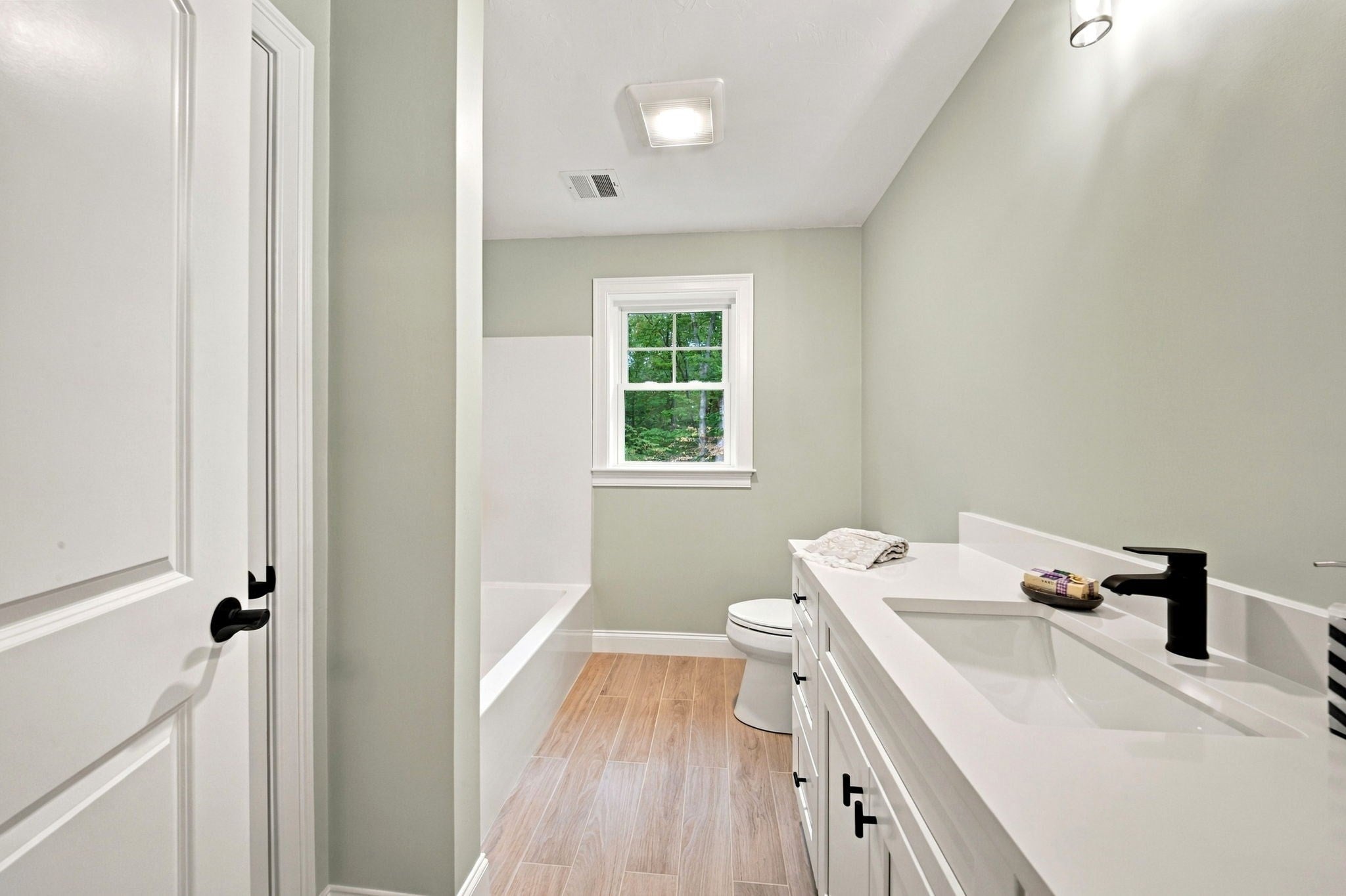 81 Sherrick Ave, Holbrook, MA Photo #32