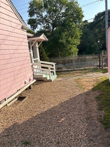 11 Bond ST, Gloucester, MA Photo #3