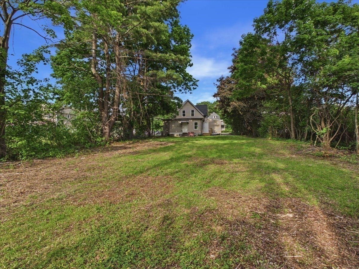 1544 Bridge St, Dracut, MA, 1544 Bridge St, Dracut, MA Photo #33