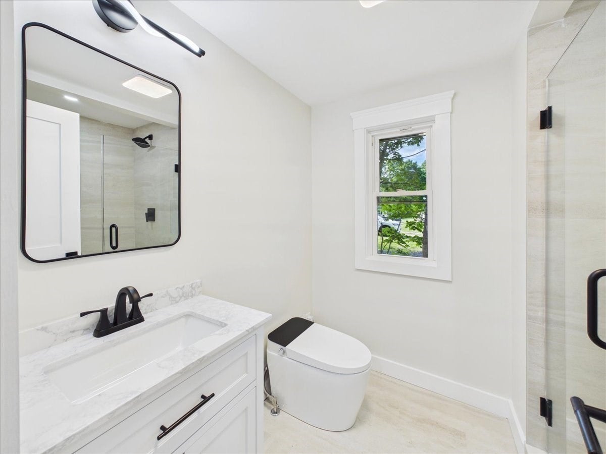 1544 Bridge St, Dracut, MA, 1544 Bridge St, Dracut, MA Photo #17