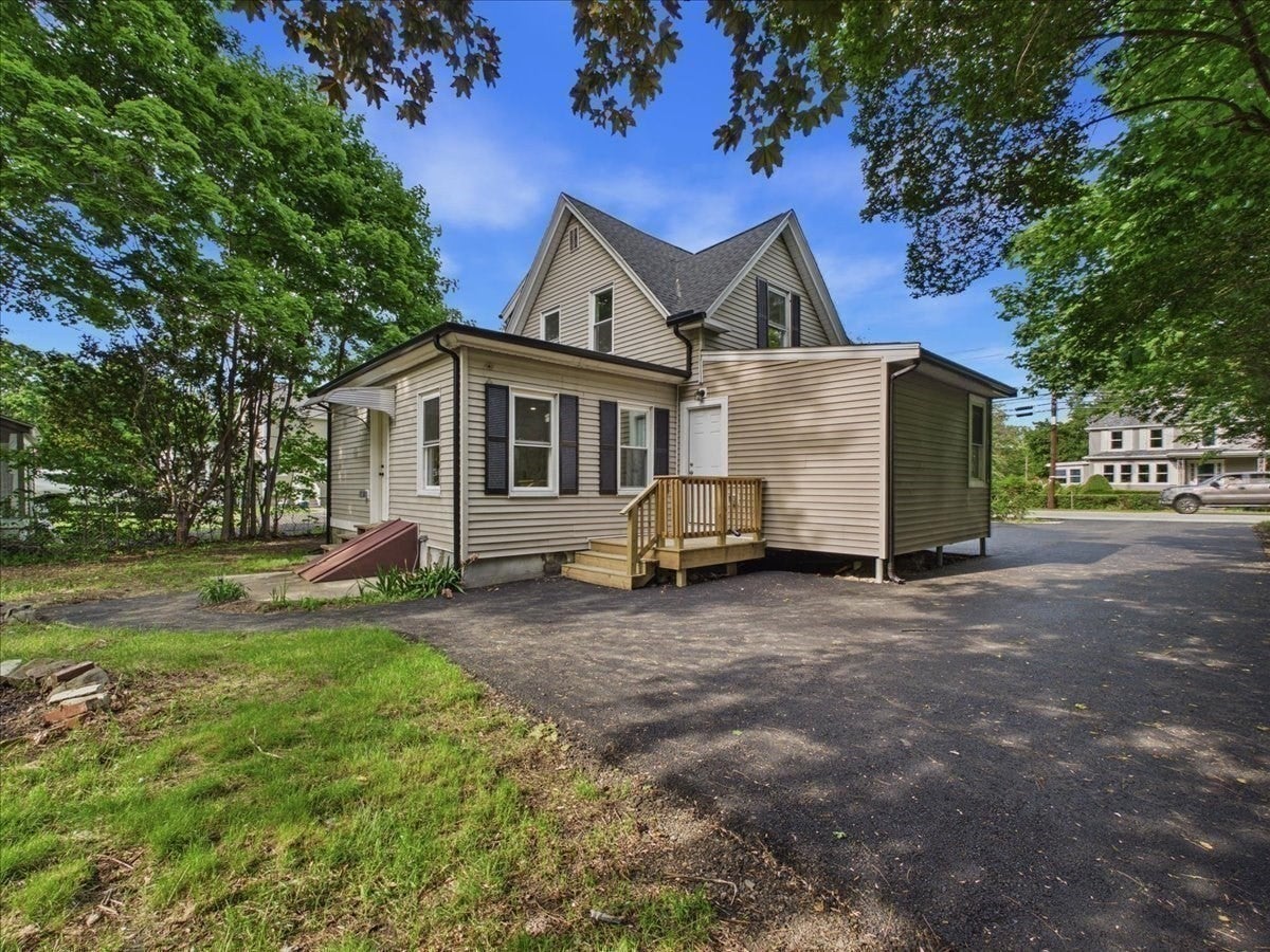 1544 Bridge St, Dracut, MA, 1544 Bridge St, Dracut, MA Photo #31