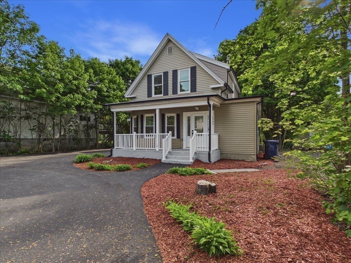 1544 Bridge St, Dracut, MA, 1544 Bridge St, Dracut, MA Photo #32