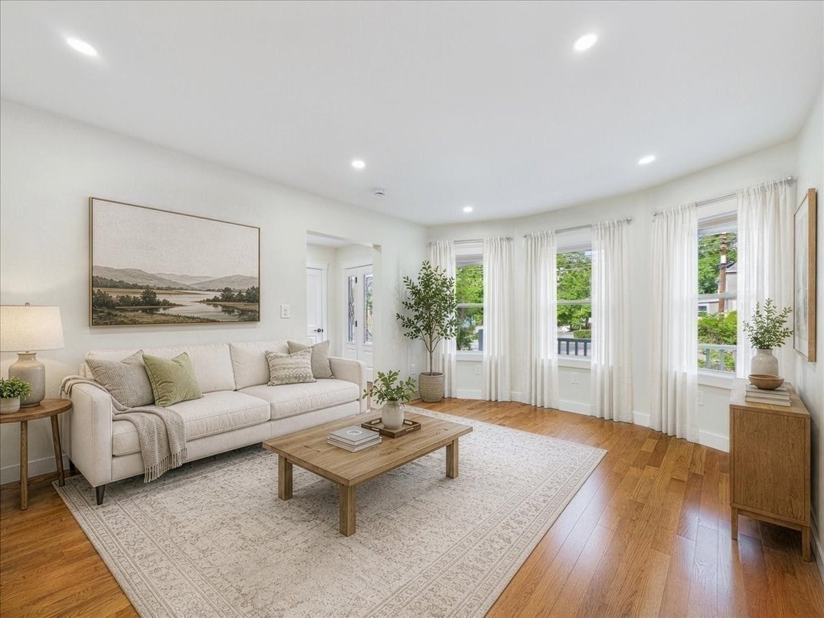 1544 Bridge St, Dracut, MA, 1544 Bridge St, Dracut, MA Photo #8
