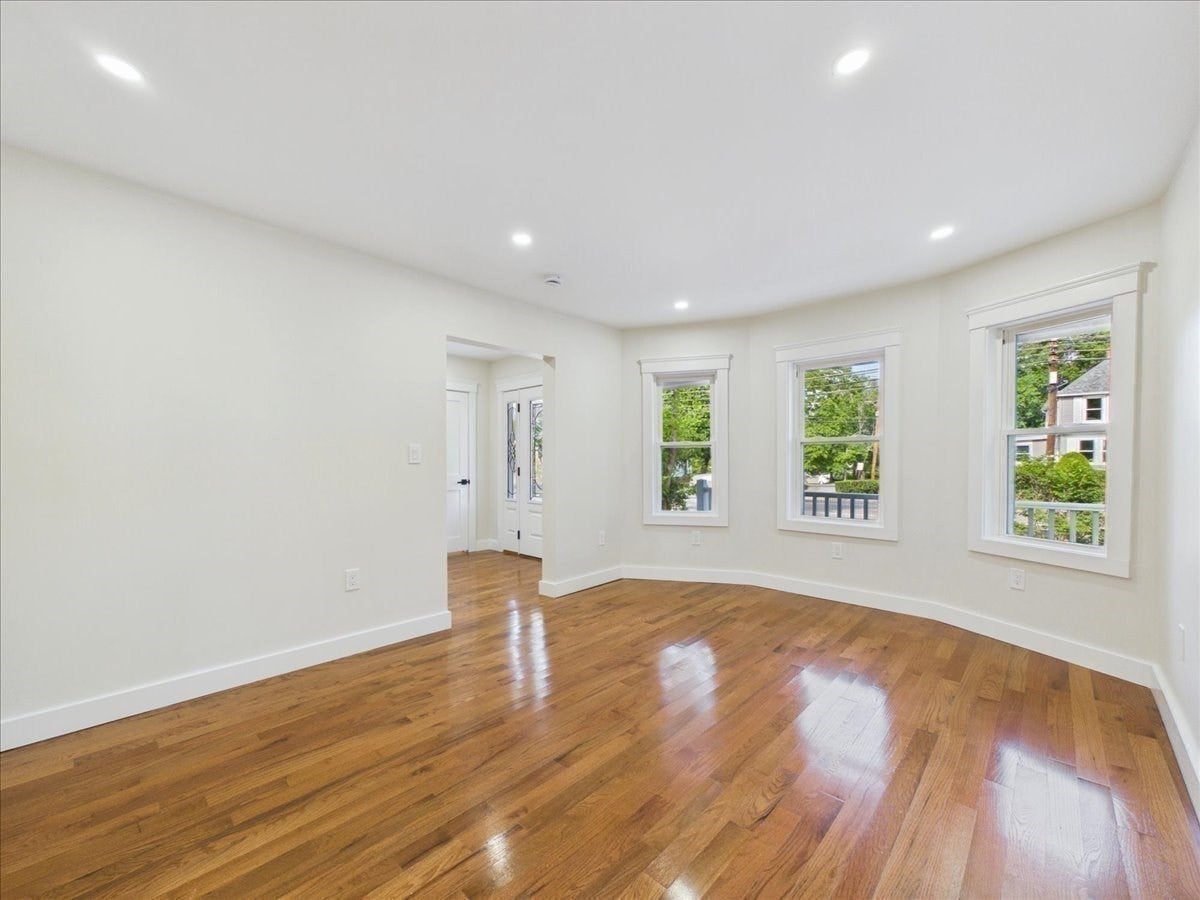 1544 Bridge St, Dracut, MA, 1544 Bridge St, Dracut, MA Photo #26