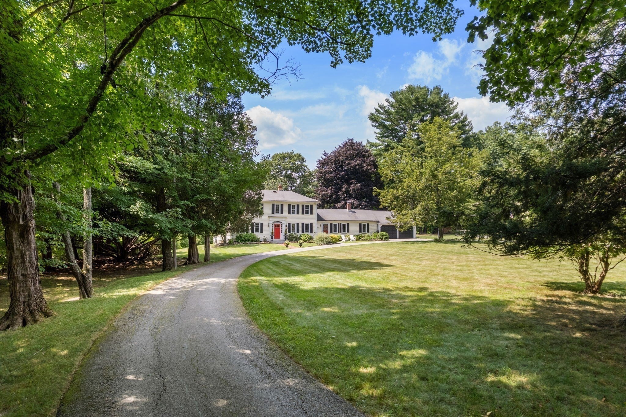 Photo of 320 Western Avenue, Sherborn, MA