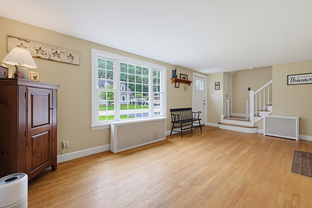 4 Loring St, Auburn, MA, 4 Loring St, Auburn, MA Photo #6