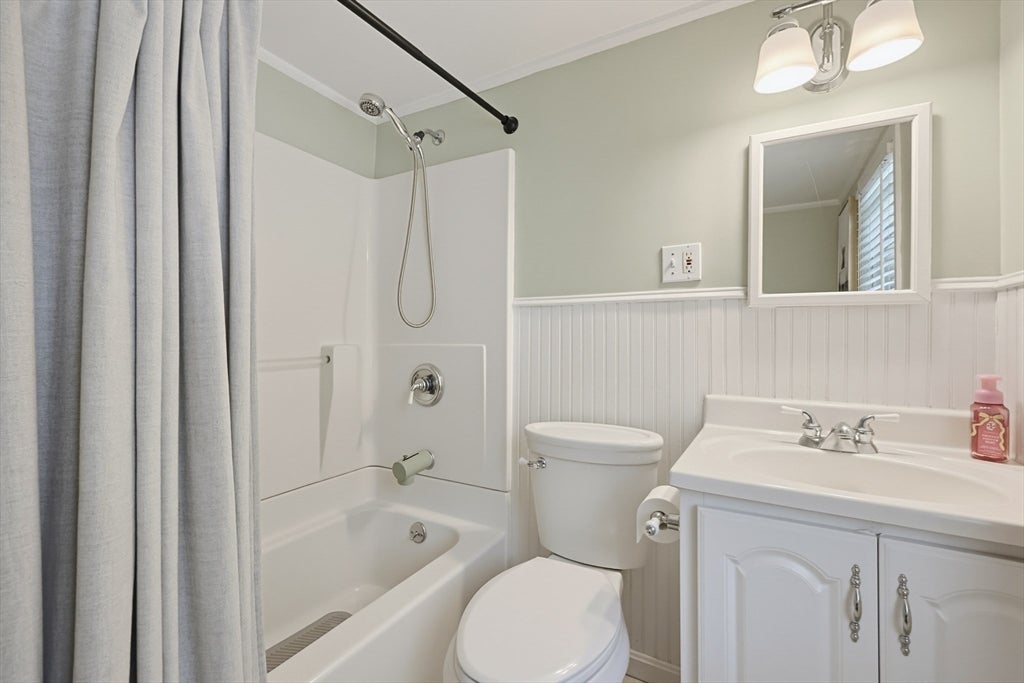 4 Loring St, Auburn, MA, 4 Loring St, Auburn, MA Photo #35