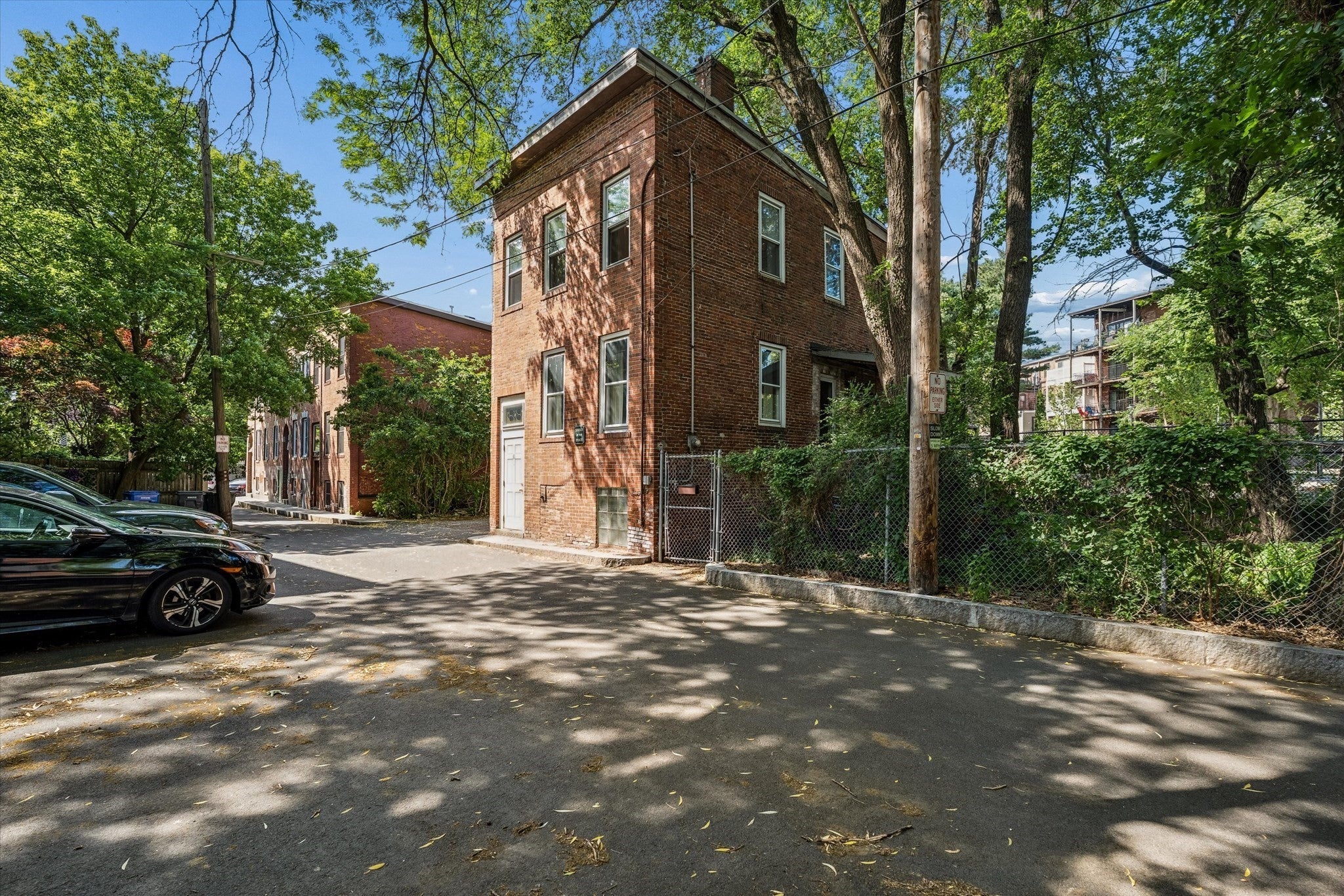 10 Eldridge Pl