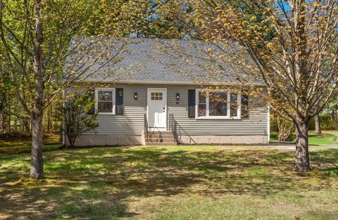 Photo of 16 Picard Cir, Easthampton, MA 01027 (MLS # 73510461)
