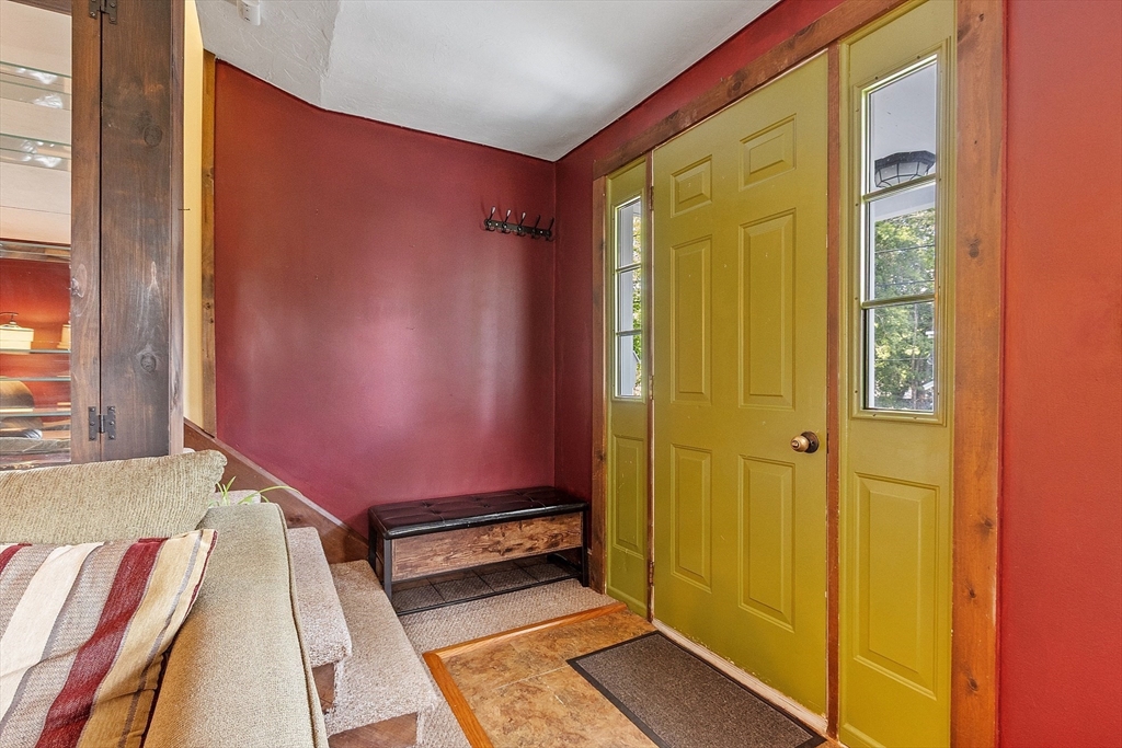 18 Brown St