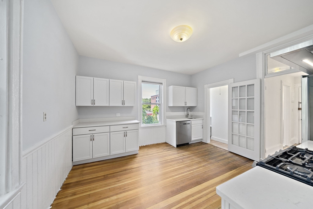 98 Boylston St 2