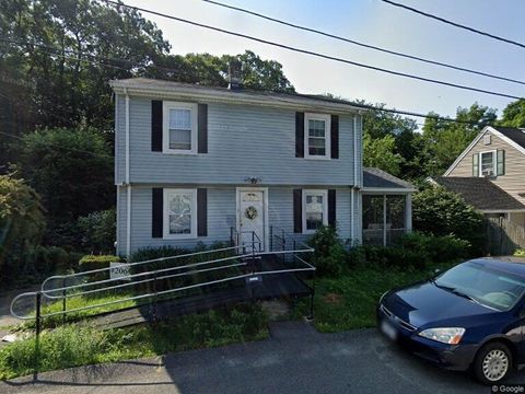 3 Columbia Ter Dedham MA 02026