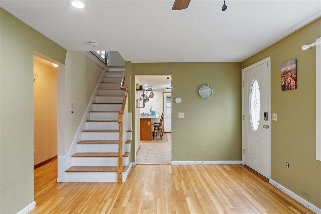 92 Hilltop Rd