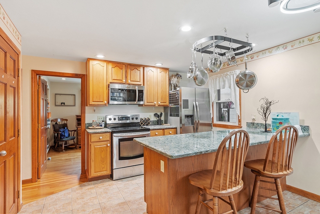 92 Hilltop Rd