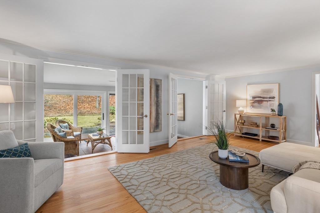 12 Edmonds Rd. 12