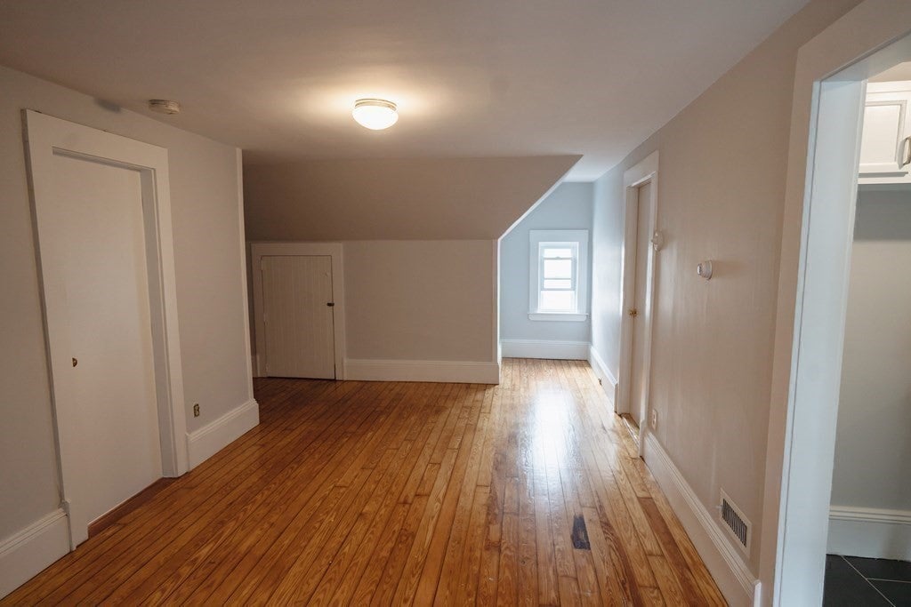 315 Lafayette St #3, Salem, MA, 315 Lafayette St #3, Salem, MA Photo #3