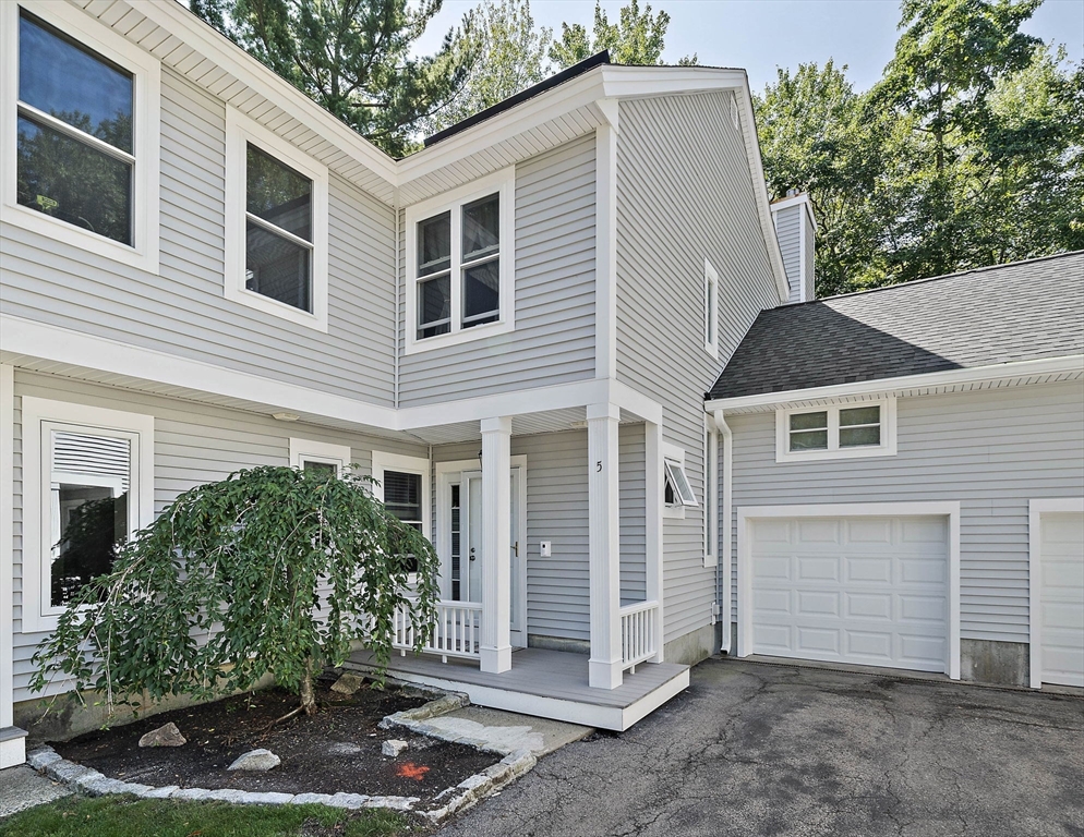 5 Redwood Ct 5