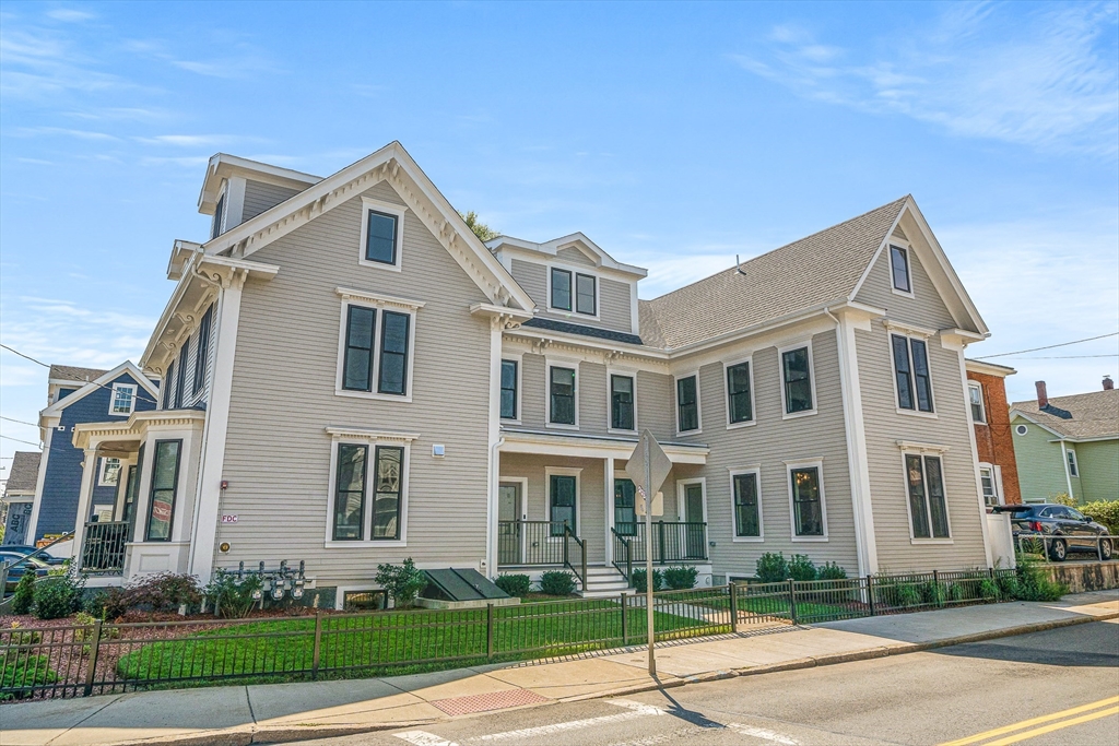 154 Summer Street 154