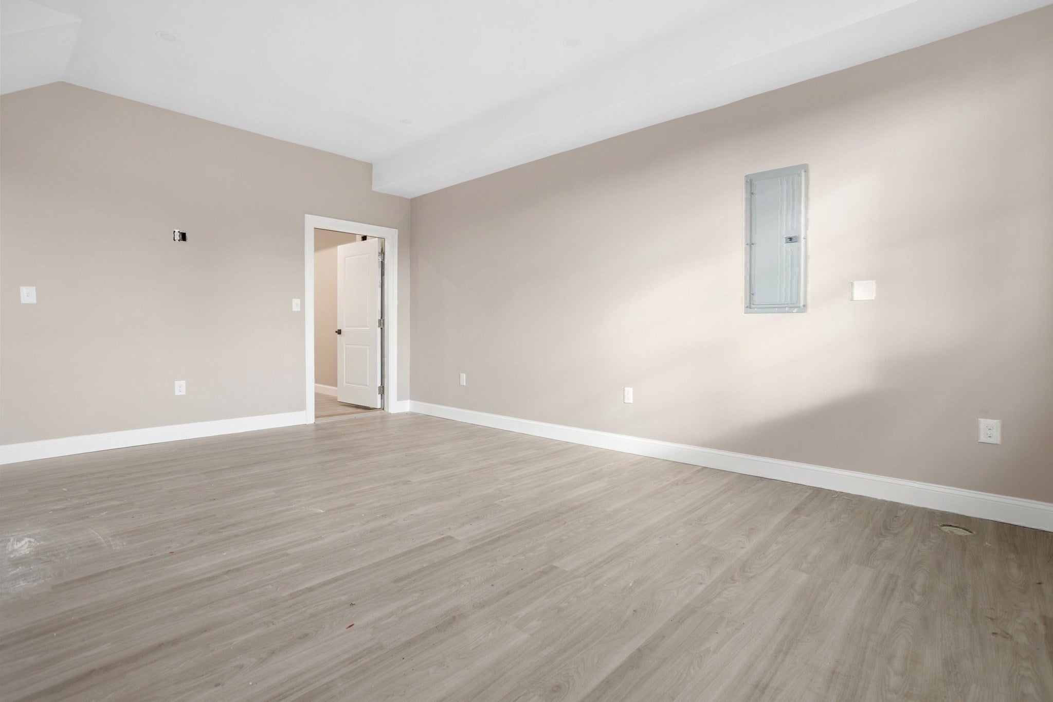 661 Washington Avenue #1, Revere, MA Photo #31