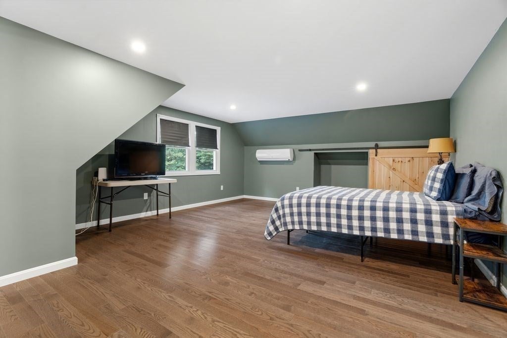 5 Locust St, North Reading, MA Photo #21