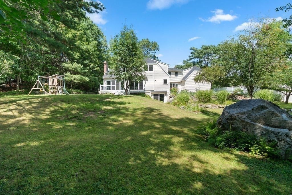 5 Locust St, North Reading, MA Photo #34