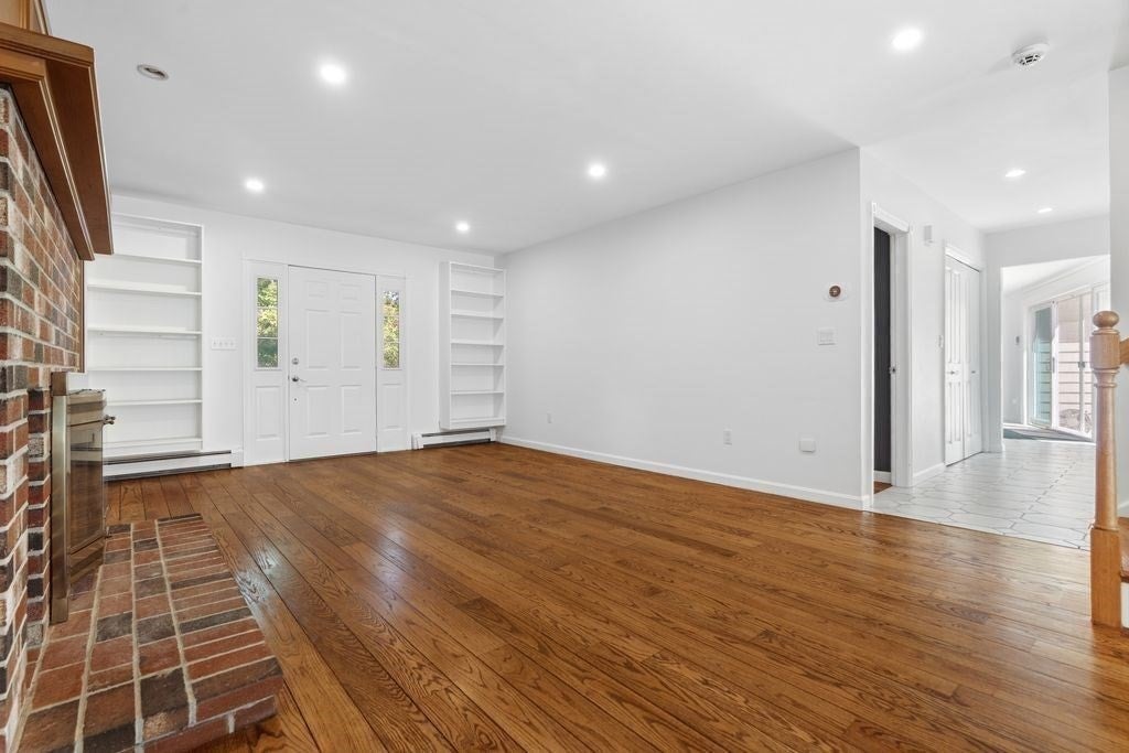 5 Locust St, North Reading, MA Photo #11